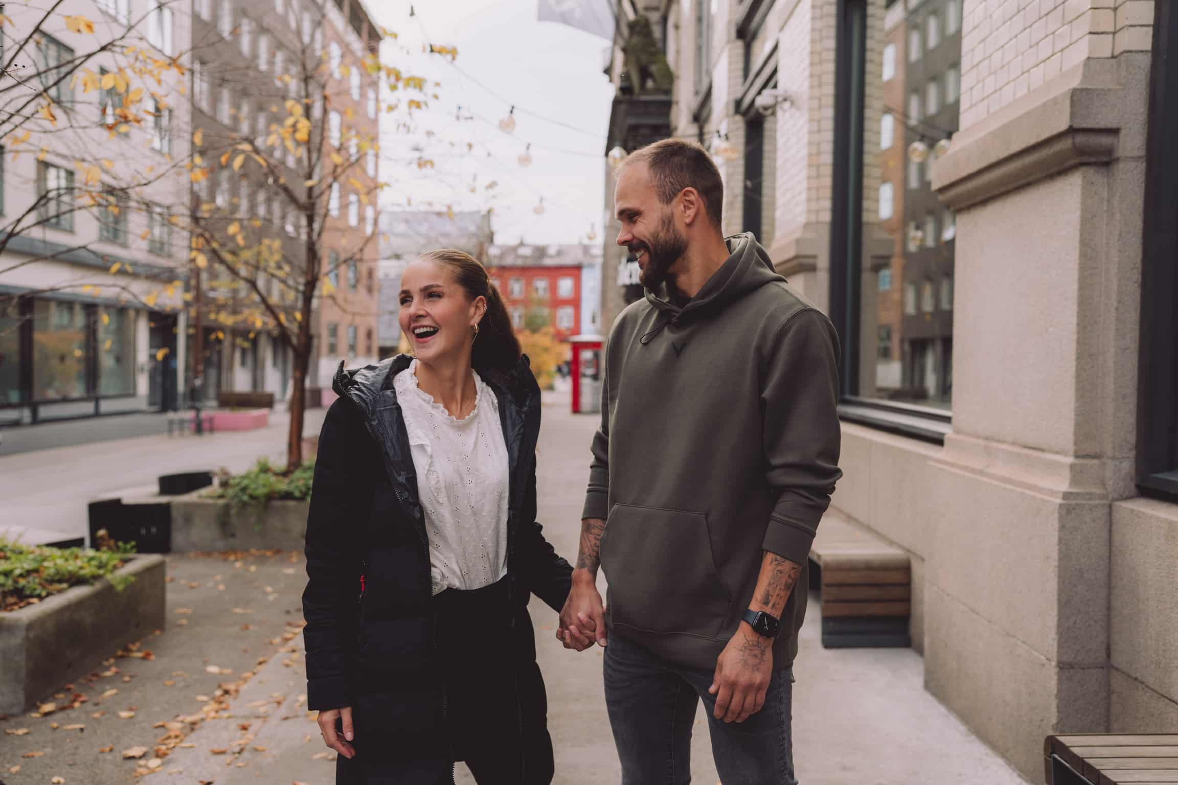 Henriette og Torry på et eiendomsprosjekt